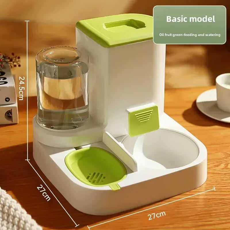 "2-in-1 automatic feeder and water dispenser for cats and dogs, with separate food and water bowls to provide easy feeding and hydration for your pets."