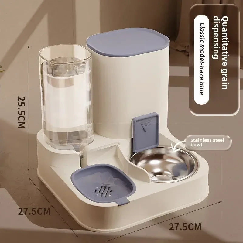 "2-in-1 automatic feeder and water dispenser for cats and dogs, with separate food and water bowls to provide easy feeding and hydration for your pets."